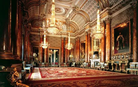 Summer Special: Buckingham Palace & Windsor Castle Tour