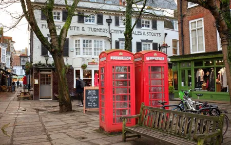 Ted Lasso and Richmond Walking Tours