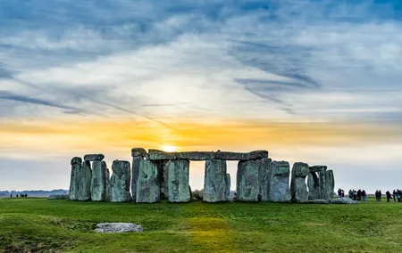 Private Guided Tour of Ancient and Magical Stonehenge