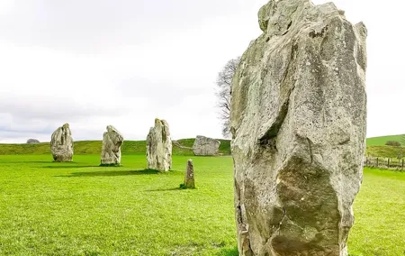Stonehenge and The Stone Circles of Avebury Day Trip from London
