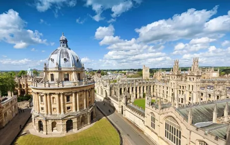 From London: Oxford and Cambridge University Town Tour with Guide