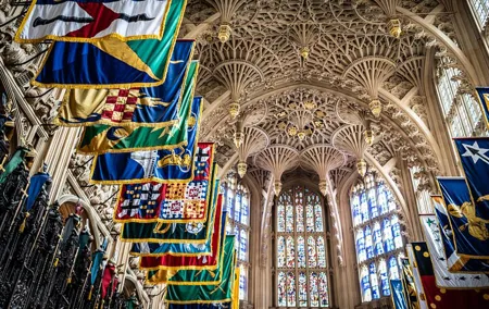 London Private Tour: Changing of the Guard & Westminster Abbey