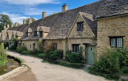 From London: 7 Unmissable Cotswolds Stops Small-Group Tour