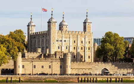 Tower of London Tickets with Thames River Cruise Ride