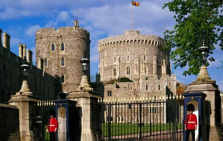 Private Transfer : Southampton Cruise Port to London Via Windsor Castle