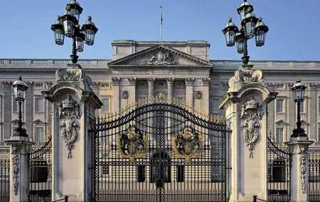 Buckingham Palace & Westminster Guided Walking Tour