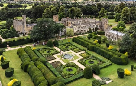 Exclusive Private Tour Sudeley Castle & The Best of the Cotswolds