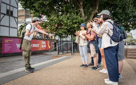 Small-Group London's Best Sights Walking Tour, Kids Join Free!