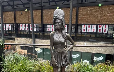 London - Amy Winehouse Camden Walking Tour