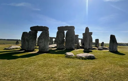 London to Southampton Via Stonehenge One-Way Private Transfer