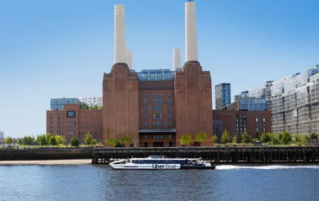 London River Story - Private Full-Day Boat and Land Tour