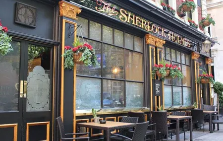 Sherlock Holmes Walking Tour in London