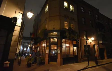 Haunted Pub Tour of London