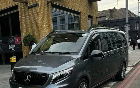 Private Airport Transfer from Heathrow to Central London