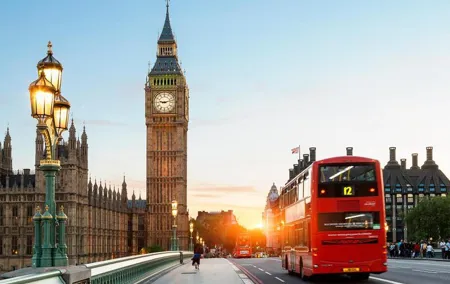 Visit Kew Gardens & 3 Hour Westminster Walking Tour