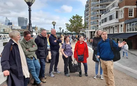 West End and South Bank Theatre Walking Tour in London