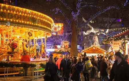 Private Tour: Experience the Christmas Magic in London