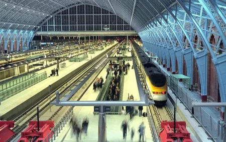 Private London Arrival Transfer - St. Pancras Eurostar Station to Accommodation