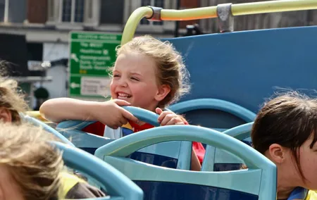 London Tootbus Kids Tour with Bespoke Live Guided Commentary