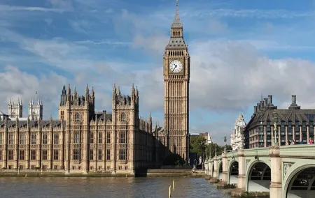 Heart of London Private Guided Rickshaw/Pedicab/TaxiBike Journey