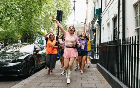Drag Queen Disco Diva Tour - Silent Disco Walking Tour