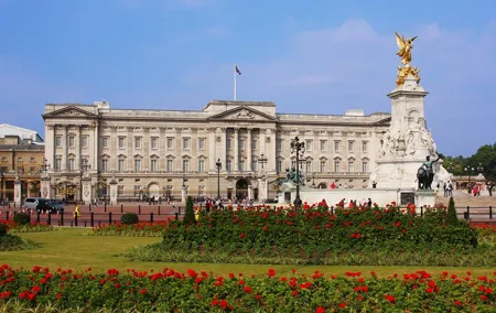 Royal London Guided Sightseeing Tour and Thames River Cruise