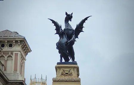 London Mystical and Dragons Walking Tour