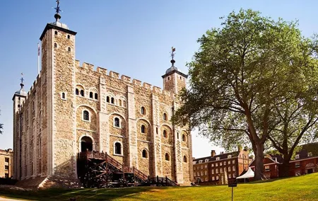 Self-Guided Audio Tour Medieval London: Legends, ghosts and fire