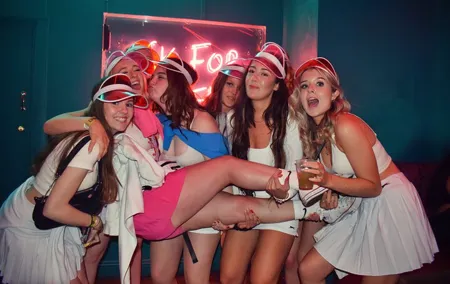 1 Big Night Out Weekday Pub Crawl