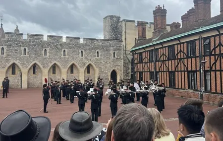 Windsor Castle and Eton College with Chauffeur and Guide