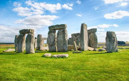 Stonehenge Inner Circle and Windsor Open Top Bus Tour