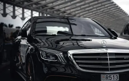 Private Transfer from Heathrow Airport to Central London M & G