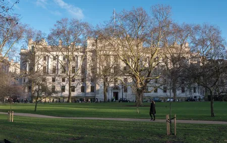 Westminster Walking Tour and Churchill War Rooms Visit