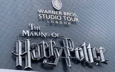 Private Transfers between London & Harry Potter Warner Studio