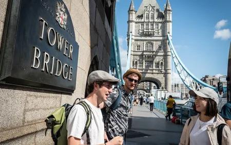 Explore Tower Bridge & Westminster Walking Tour