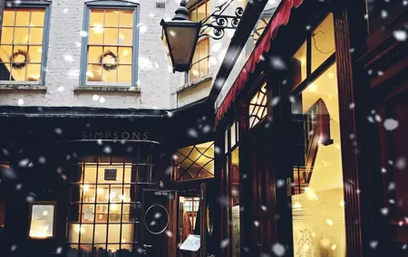 A Christmas Carol and Charles Dickens Old London Walking Tour