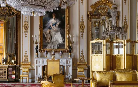 Full Royal Private Tour: Royal London & Buckingham Palace Entry