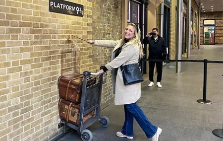 Harry Potter Walking Tour with Platform 9 3/4