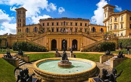 Osborne House-A driver guided tour of Victoria's Island Paradise