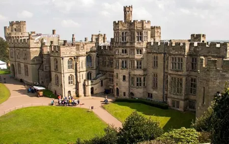 Stratford-upon-Avon/Warwick Castle Independent Full Day Private Tour