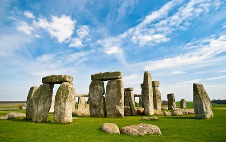 To and from Southampton Cruise Port to Heathrow Via Stonehenge