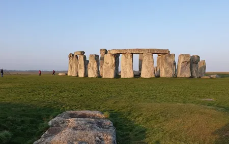 Private driver guided tour Stonehenge