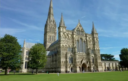 Stonehenge, Salisbury And Windsor Castle From London