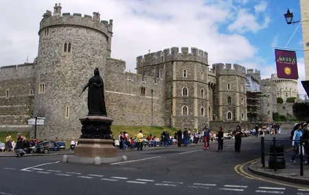 All Inclusive Windsor Castle Stonehenge Private Tour with Passes