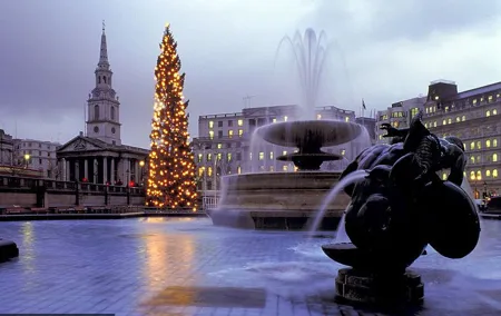 London Sights and Sounds on Christmas Day Afternoon Guided Tour