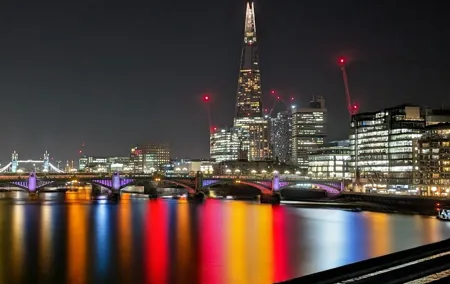 Private London Tour by Night including Pick up from Hotel