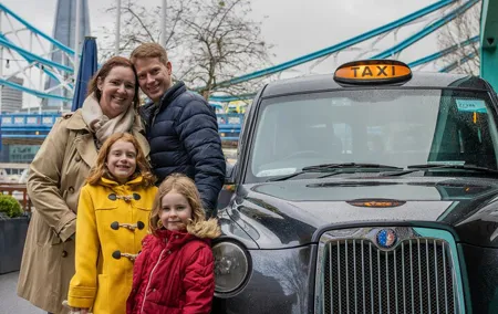 Discover London in a Panoramic Black Cab