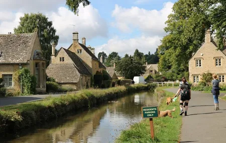 Blenheim Palace and Cotswold Private Tour with pass