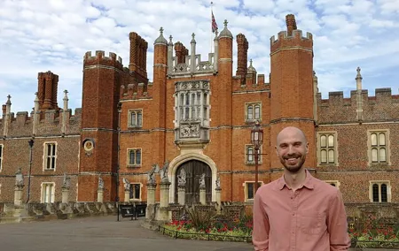 Private Tour of Hampton Court Palace with Award-Winning Architectural Historian