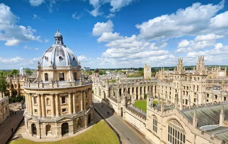 Day Tour of Cotswolds and Oxford By Private Executive Car